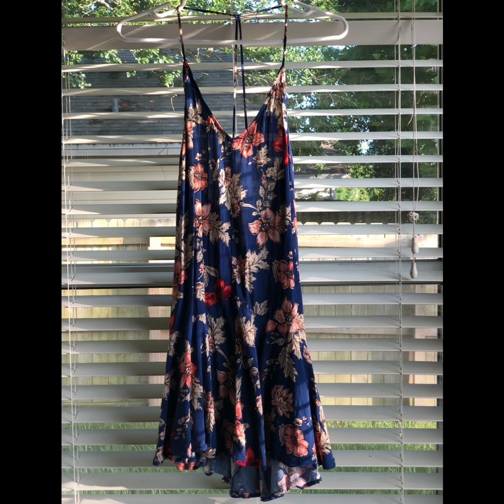 Forever 21 strap halter dress